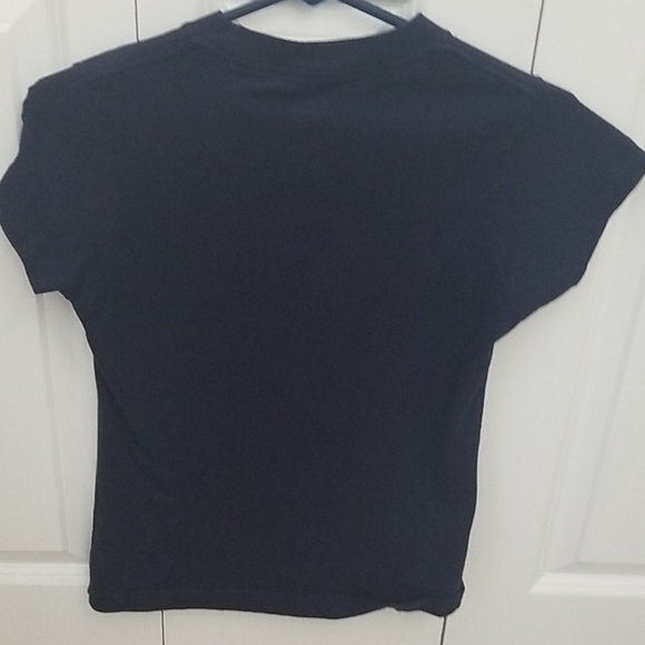 Dallas Cowboys t-shirt. - Picture 3 of 3